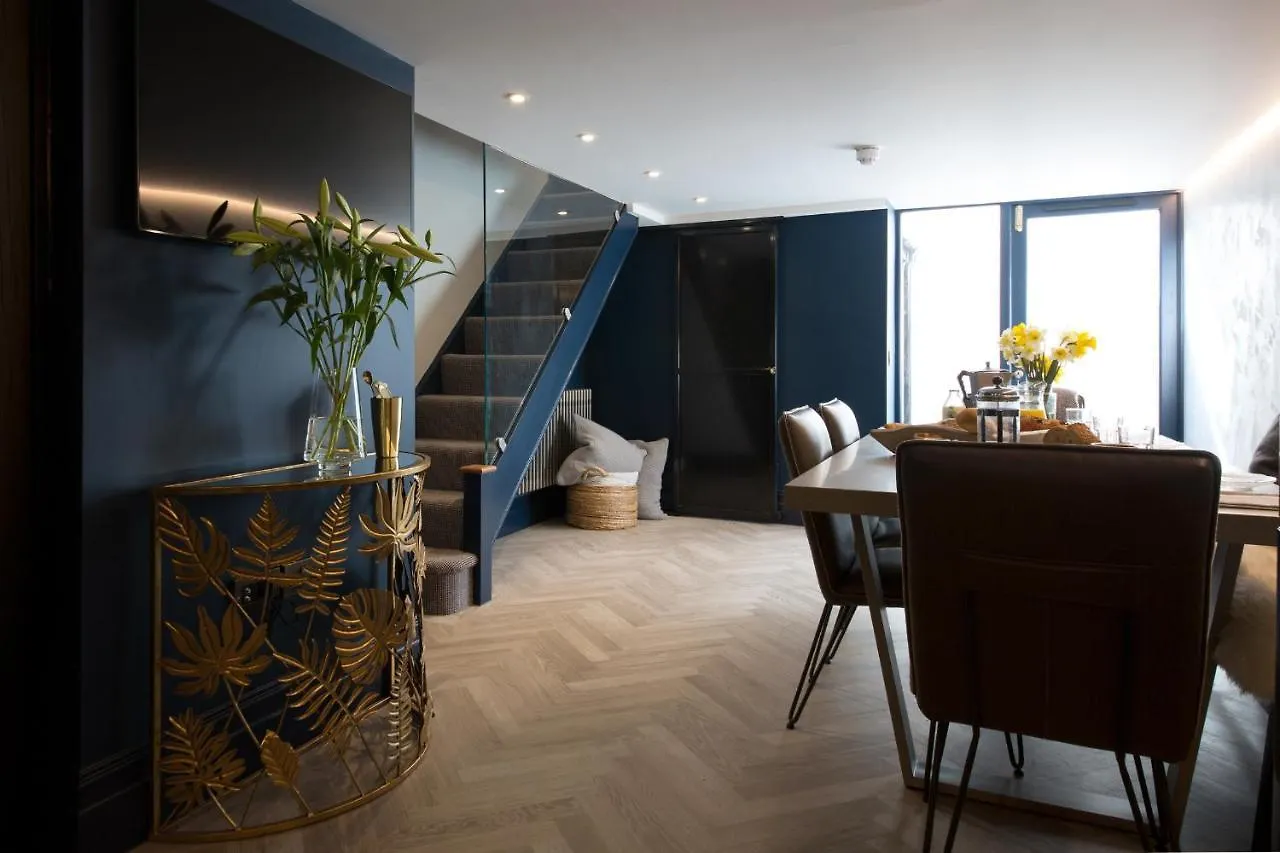 Jewel Of Kemptown - Luxury Townhouse, Sleeps 9 location